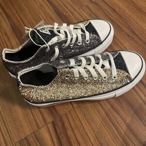 Converse glitter low tops